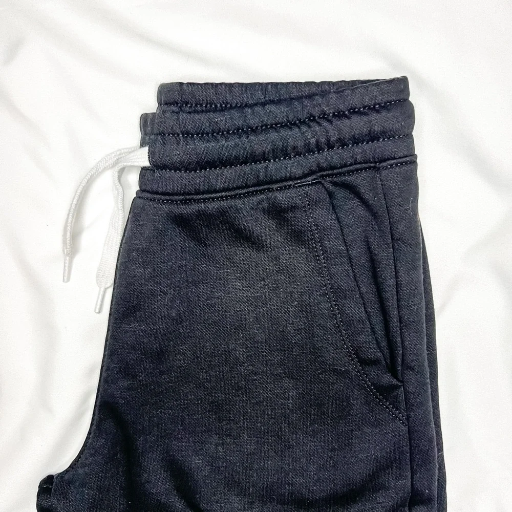 Old Navy | Gender-Neutral Sweatpants for Kids | M (8)